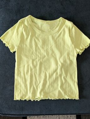 NWOT! No Comment Neon Yellow Green Ribbed Baby Tee w/ Scalloped Trim